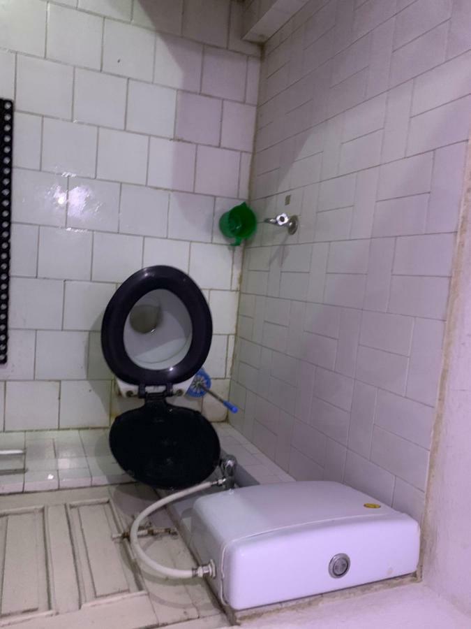 Hotel Dolphin カトマンズ エクステリア 写真
