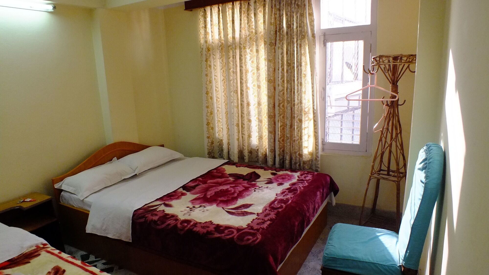 Hotel Dolphin カトマンズ エクステリア 写真